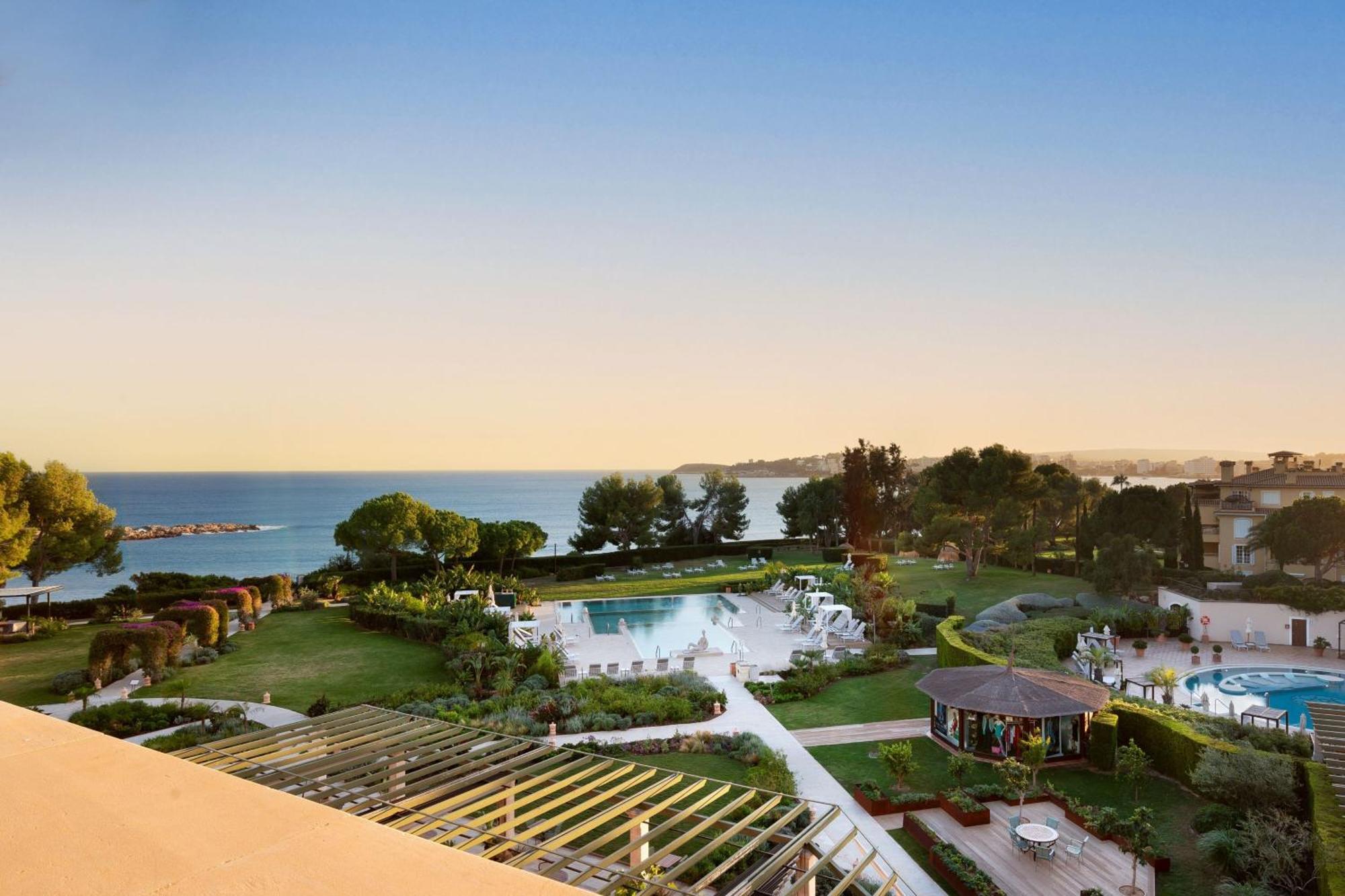 The St. Regis Mardavall Mallorca Resort Palma Nova  Ngoại thất bức ảnh